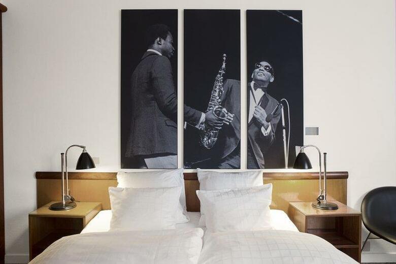 B.w. Hotel City