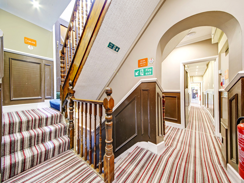 Boston Manor Hotel