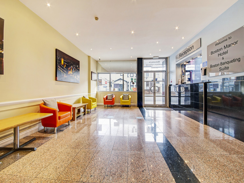 Boston Manor Hotel
