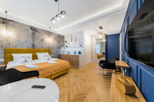 H Aparthotel