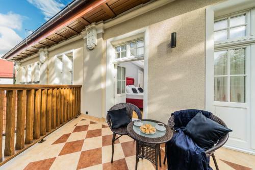 H Aparthotel