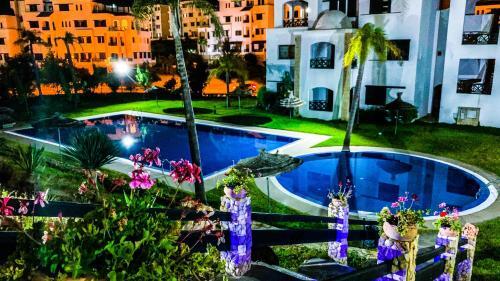 Beautiful Charming Apartment, Mountains View, Pool, Quiet