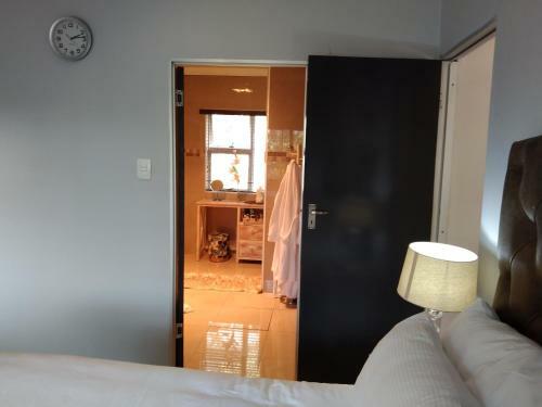 Hostal Menlyn Mews Guesthouse