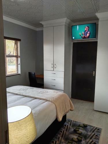 Hostal Menlyn Mews Guesthouse