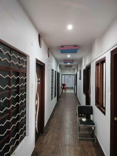 Oyo 90712 Hotel Rajkiran Palace Deoria