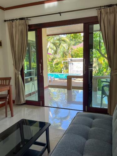 Hotel Mingmongkol Resort