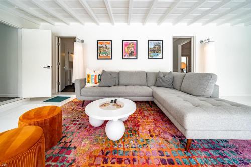 Dreamland Hideaway