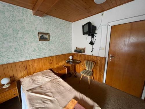 Hostal Penzion - Restaurace U Skrbl�ka
