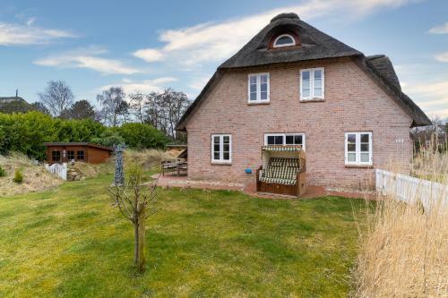 Reetdachhaus Stormhus B�hl Reetdachhaus Stormhus B�hl