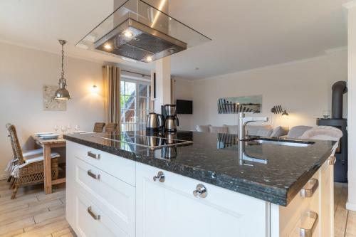 Reetdachhaus Stormhus B�hl Reetdachhaus Stormhus B�hl
