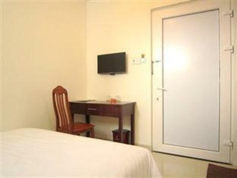 Apogee Hotel