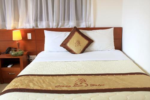 Giang Son 2 Hotel