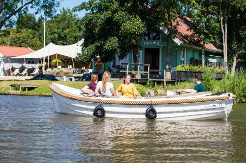Pod Hotelkamer Met Slaapbarrel
