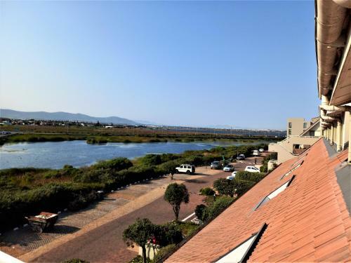 Apartamento Dolphin Beach H203 Table Mountain Views