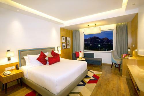 Hotel Ramada By Wyndham Katra Station Road