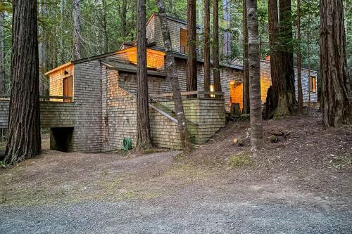 Tarp House