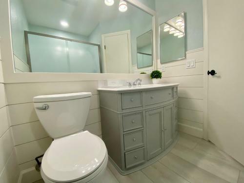 Newly Remodeled Solana Beach Townhouse!