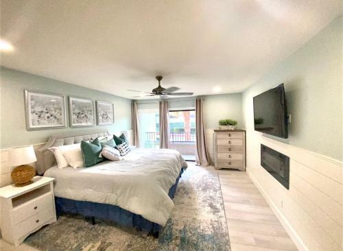 Newly Remodeled Solana Beach Townhouse!