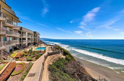 Newly Remodeled Solana Beach Townhouse!