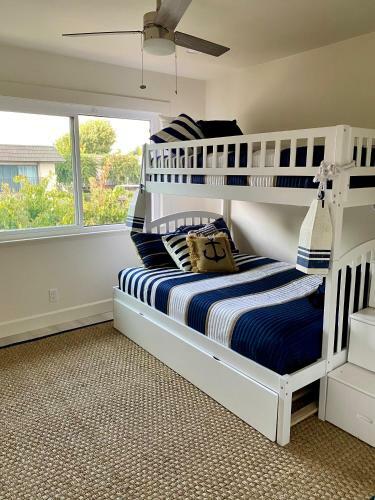 Newly Remodeled Solana Beach Townhouse!