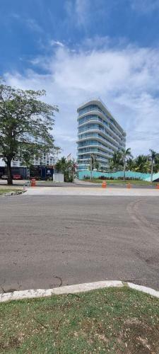 Apartamento Nuevo Y Hermoso Condo En Maritima Golf
