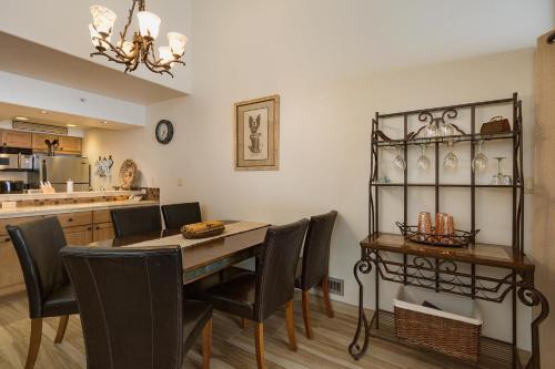 Tamarron Gambel Oak 794