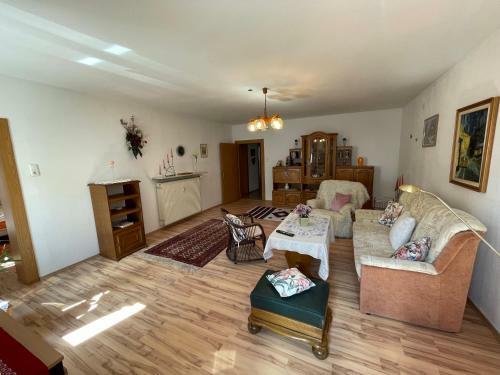 Apartamento Ferienwohnung In Bahnhofsn�he