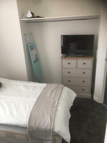 Remarkable 2-bed Apartment In Corby