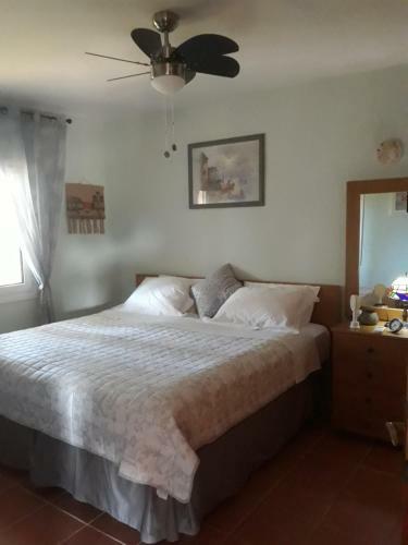 Beautiful 2-bed Cottage In Chavriata Near 2 Beache