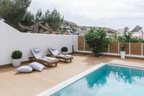 Villa White In Blue