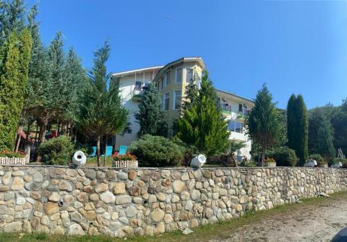 Hostal Pensiunea La Mesteceni Poiana Marului
