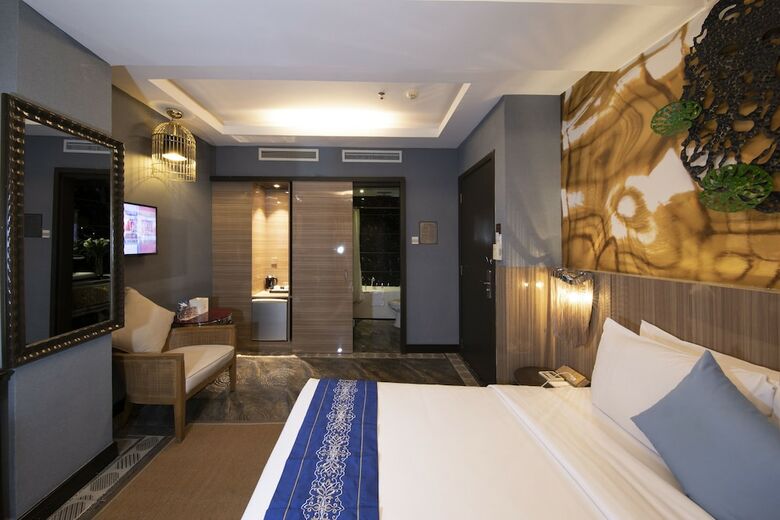 Hotel A & Em - Phan Boi Chau