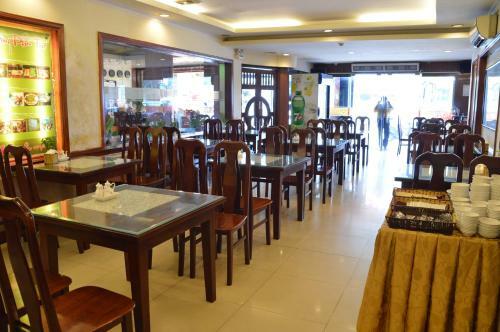 Phu Tho Hotel