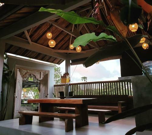 Hostal Bali Surya Surfcamp