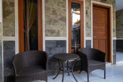 Hostal Santhi Graha Kuta By Devillas
