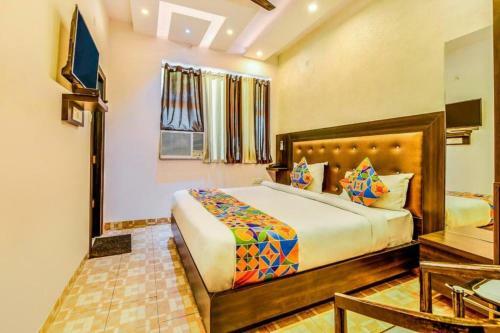 Zohorooms 13501 Hotel Rajput