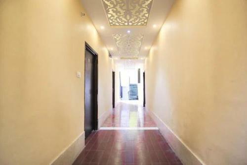 Zohorooms 13501 Hotel Rajput