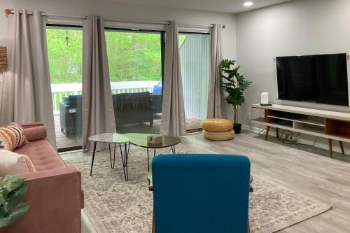 Sea Colony --- 3606 Round Robin Way