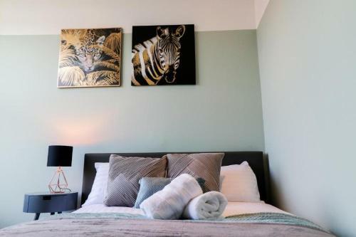 Simplistic And Stylish 2 Bedroom Apartment