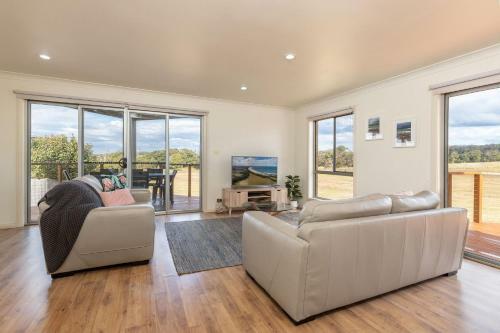 The Gem 39b Emerald Drive