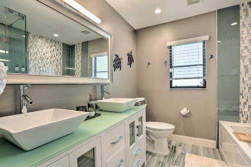Luxe Cape Coral Escape With Pool 4 Mi To Beach