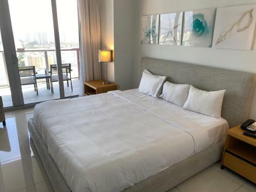Amazing 1b-1b Apartment With Amazing View! 28a