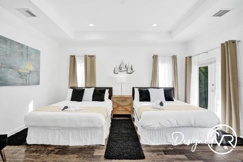 5 Br Newly Renovated With Heated Pool