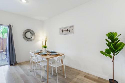 Fantastic Townhouse 15minutes From The Beach