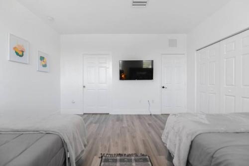 Spectacular 3 Bedrooms House, Spacious And Bright