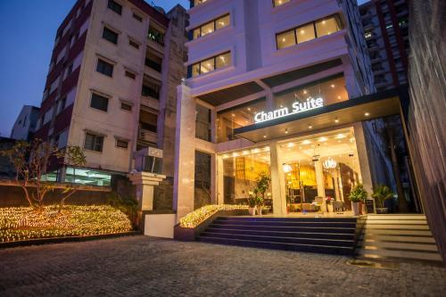Charm Suite Saigon Hotel