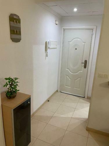 Apartamento Vistamar Iii, Primera L�nea
