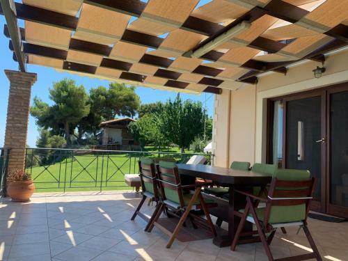 Villa Efmelia
