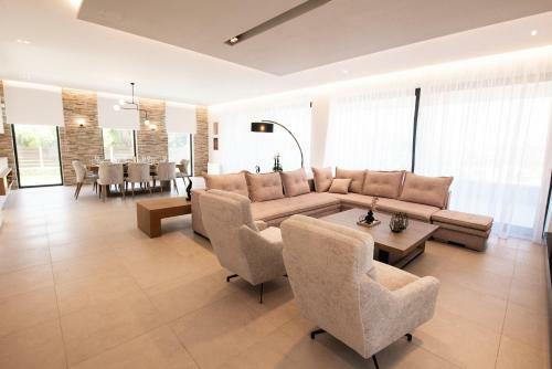 Seren Luxury Villa