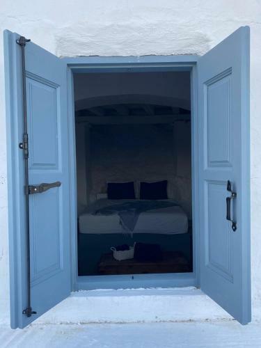 Windhouses Serifos